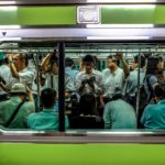 仕事で疲れた時に聴きたい音楽!心に寄り添うおすすめの10曲【働いているすべての人へ】